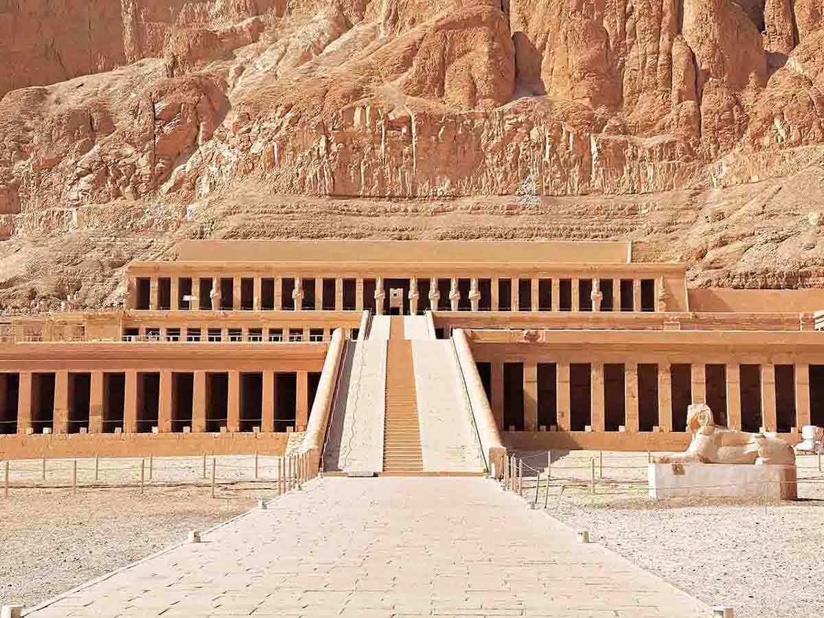 Луксор из Шарм Эль Шейха на Самолёте 